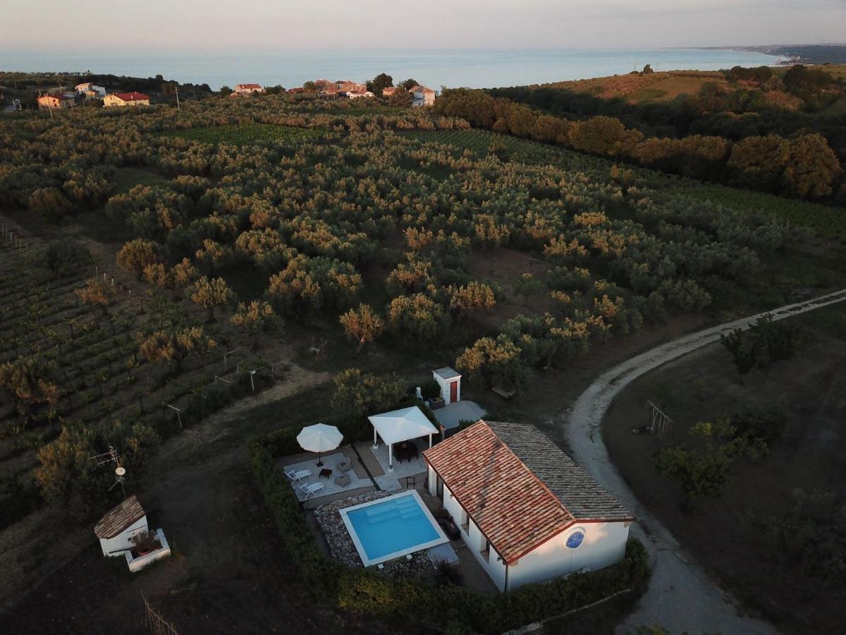 Il Giardino Di Epicuro Bed & Breakfast Rocca San Giovanni Luaran gambar