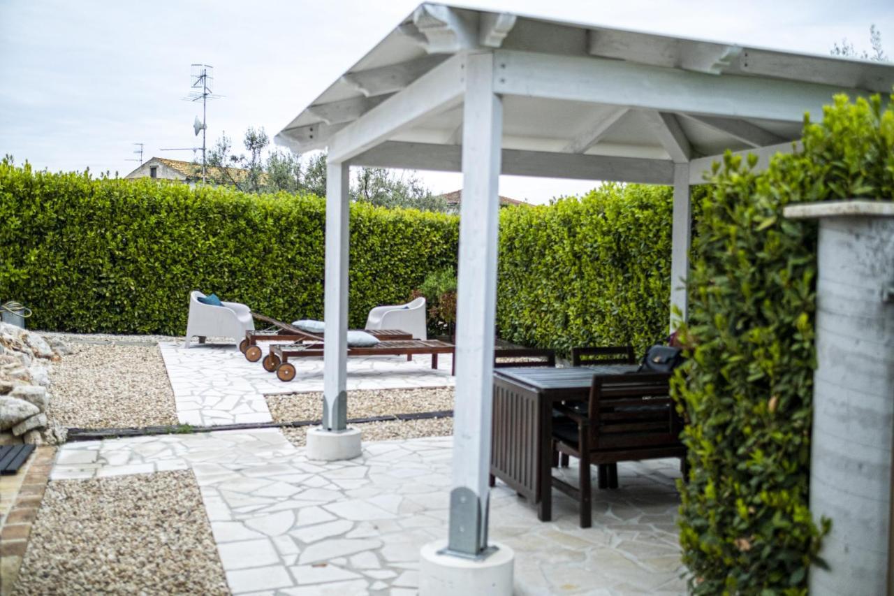 Il Giardino Di Epicuro Bed & Breakfast Rocca San Giovanni Luaran gambar